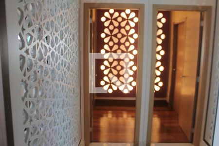 Corredor de apartamento à venda com 4 quartos, 256m² em Santana, São Paulo