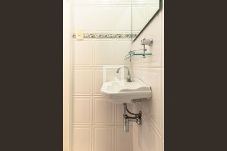 Lavabo de apartamento à venda com 3 quartos, 96m² em Itaim Bibi, São Paulo