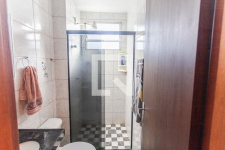 Banheiro Social 1 de apartamento à venda com 4 quartos, 120m² em Fernão Dias, Belo Horizonte