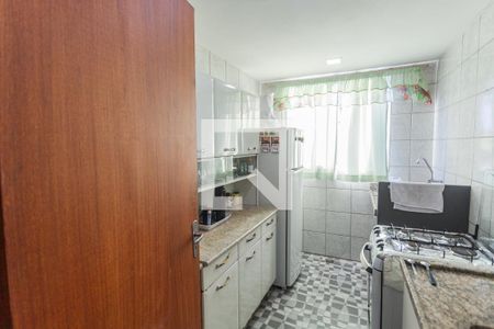 Cozinha de apartamento à venda com 4 quartos, 120m² em Fernão Dias, Belo Horizonte