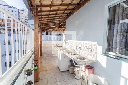 Cobertura/Área de Serviço de apartamento à venda com 4 quartos, 120m² em Fernão Dias, Belo Horizonte