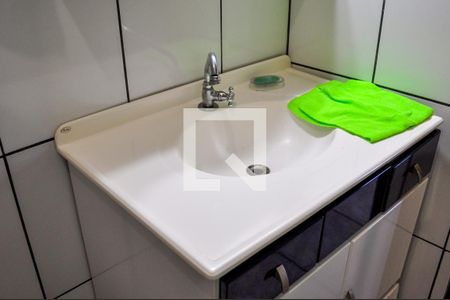 Banheiro de casa à venda com 2 quartos, 180m² em Cascata, Porto Alegre