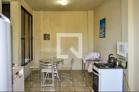 Cozinha de casa à venda com 2 quartos, 180m² em Cascata, Porto Alegre