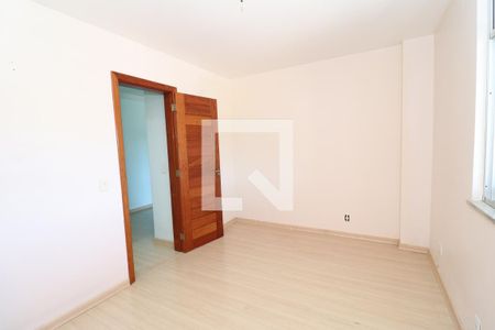 Quarto de apartamento à venda com 1 quarto, 70m² em Jardim Guanabara, Rio de Janeiro