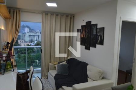 Sala de apartamento para alugar com 2 quartos, 52m² em Pechincha, Rio de Janeiro