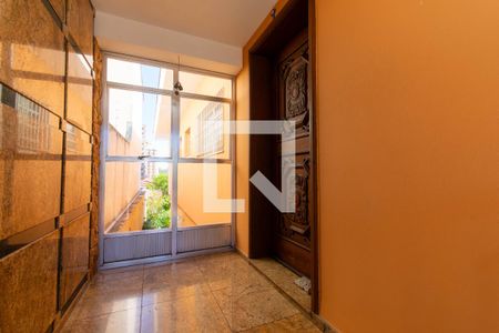 Entrada de casa à venda com 3 quartos, 280m² em Jardim Avelino, São Paulo