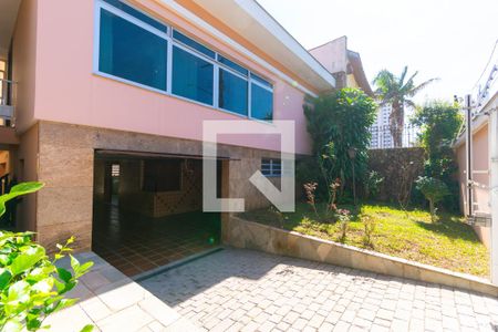 Área comum de casa à venda com 3 quartos, 280m² em Jardim Avelino, São Paulo
