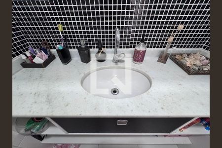 Lavabo de apartamento para alugar com 3 quartos, 155m² em Recreio dos Bandeirantes, Rio de Janeiro