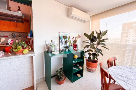 Varanda de apartamento para alugar com 2 quartos, 121m² em Jardim Paulistano, São Paulo