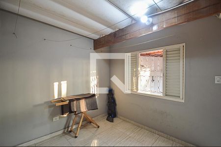 Quintal de casa à venda com 4 quartos, 162m² em Vila Vivaldi, São Bernardo do Campo