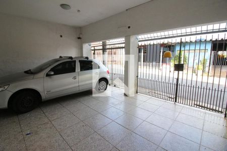 Garagem de casa para alugar com 3 quartos, 110m² em Jardim D’abril, Osasco