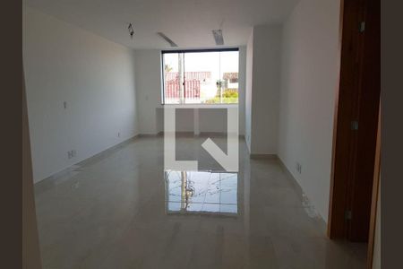 Casa à venda com 4 quartos, 194m² em Cafubá, Niterói