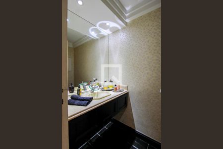 Lavabo de apartamento à venda com 5 quartos, 212m² em Barra da Tijuca, Rio de Janeiro