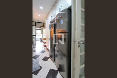 Cozinha de apartamento à venda com 5 quartos, 212m² em Barra da Tijuca, Rio de Janeiro