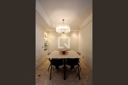 Sala de apartamento à venda com 5 quartos, 212m² em Barra da Tijuca, Rio de Janeiro