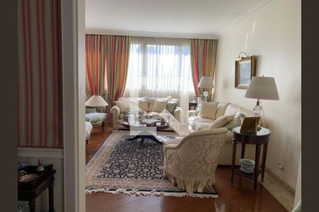 Foto 06 de apartamento à venda com 3 quartos, 200m² em Itaim Bibi, São Paulo