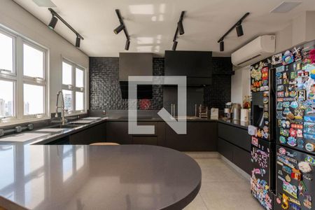 Apartamento à venda com 4 quartos, 240m² em Vila Gomes Cardim, São Paulo