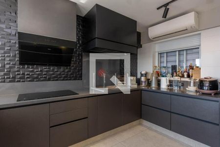 Apartamento à venda com 4 quartos, 240m² em Vila Gomes Cardim, São Paulo