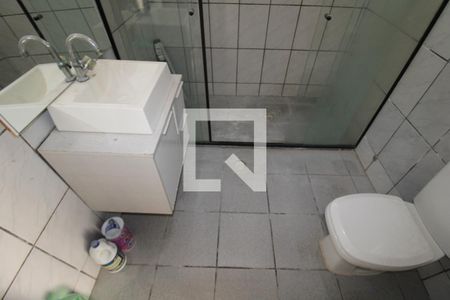 Banheiro de casa de condomínio para alugar com 1 quarto, 45m² em Santana, São Paulo