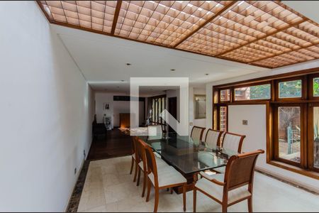 Sala de casa para alugar com 4 quartos, 350m² em Jardim da Gloria, São Paulo