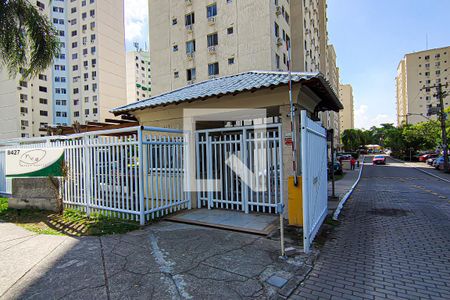 Fachada de apartamento à venda com 2 quartos, 55m² em Jacarepaguá, Rio de Janeiro