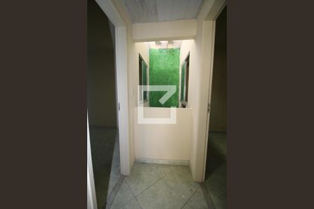 Sala - Ventilação de casa para alugar com 2 quartos, 70m² em Olaria, Rio de Janeiro