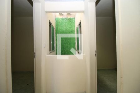 Sala - Ventilação de casa para alugar com 2 quartos, 70m² em Olaria, Rio de Janeiro