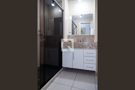 Banheiro de apartamento à venda com 1 quarto, 35m² em República, São Paulo