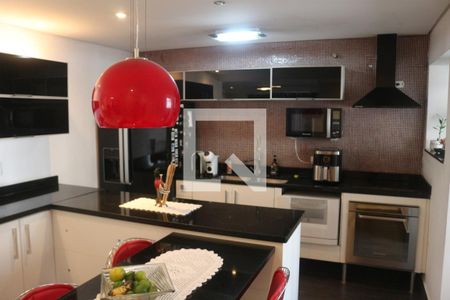 Cozinha de apartamento à venda com 2 quartos, 160m² em Oswaldo Cruz, São Caetano do Sul