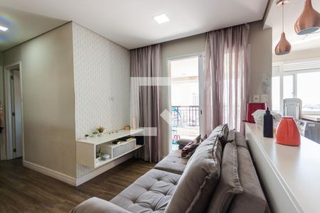 Sala de apartamento à venda com 2 quartos, 64m² em Vila Curuçá, Santo André