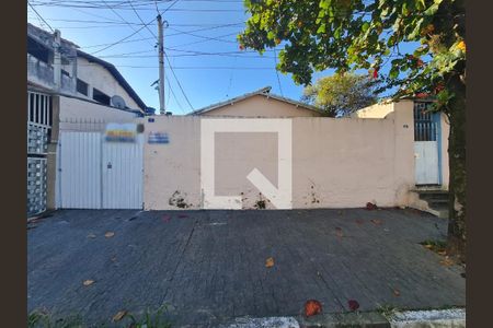 Fachada de casa à venda com 3 quartos, 150m² em Jardim Monte Carmelo, Guarulhos