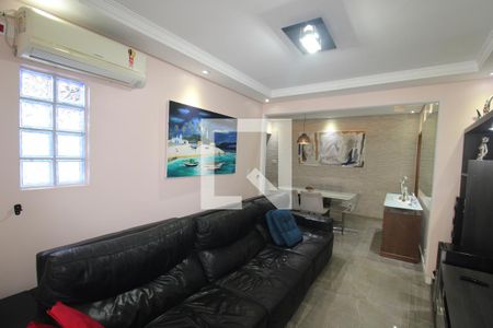 Sala de casa à venda com 3 quartos, 150m² em , São Paulo