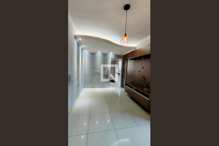 Sala de apartamento para alugar com 2 quartos, 55m² em São Joaquim, Contagem