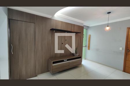 Sala de apartamento para alugar com 2 quartos, 55m² em São Joaquim, Contagem