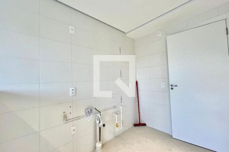 Cozinha de apartamento à venda com 2 quartos, 32m² em Jardim Itacolomi, São Paulo