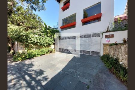 Garagem de casa à venda com 4 quartos, 280m² em Jardim Prudência, São Paulo
