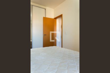 Quarto 1 de apartamento para alugar com 2 quartos, 53m² em Vila Odete, São Bernardo do Campo