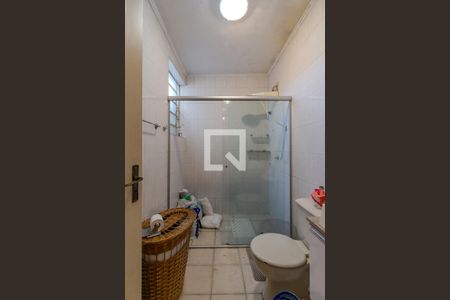Banheiro de kitnet/studio à venda com 1 quarto, 26m² em Menino Deus, Porto Alegre
