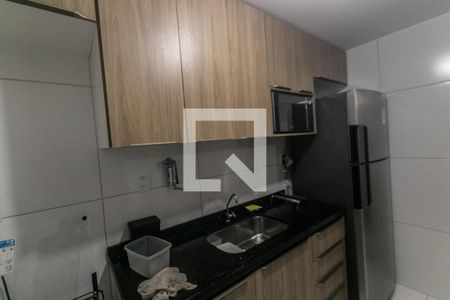 Cozinha de apartamento para alugar com 2 quartos, 60m² em Piatã, Salvador
