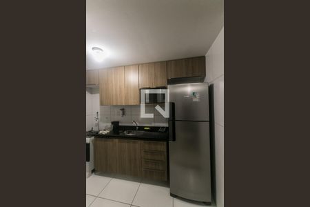Cozinha de apartamento para alugar com 2 quartos, 60m² em Piatã, Salvador
