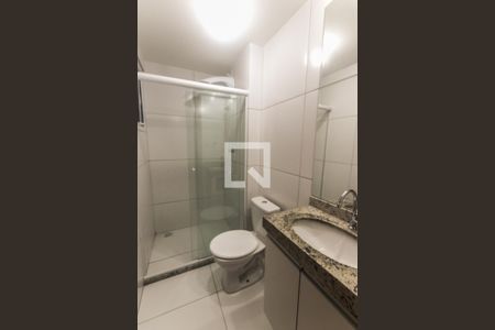 Banheiro da Suíte de apartamento para alugar com 2 quartos, 60m² em Piatã, Salvador