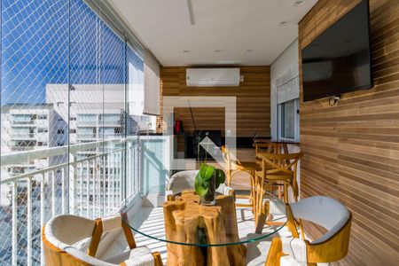 Varanda da Sala de apartamento à venda com 3 quartos, 125m² em Jardim Vazani, São Paulo