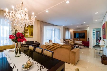 Sala de apartamento à venda com 3 quartos, 212m² em Vila Suzana, São Paulo