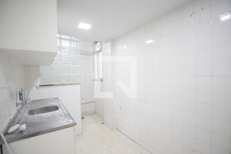 Cozinha e Área de Serviço de apartamento para alugar com 2 quartos, 52m² em Sete Pontes, São Gonçalo