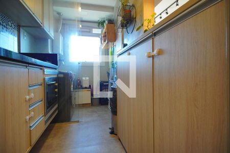 Cozinha de apartamento à venda com 2 quartos, 64m² em São Sebastião, Porto Alegre