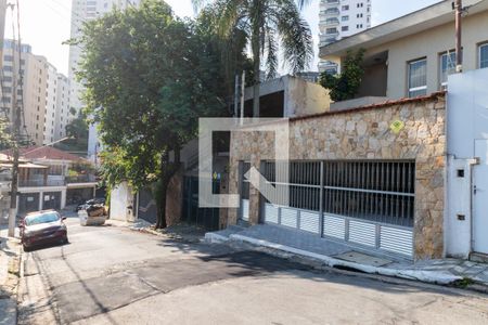 Fachada de casa à venda com 5 quartos, 233m² em Alto da Lapa, São Paulo