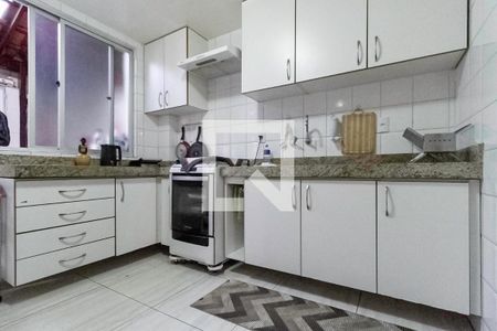 Cozinha de apartamento à venda com 3 quartos, 120m² em Santa Branca, Belo Horizonte