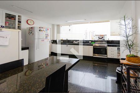 Cozinha de apartamento à venda com 5 quartos, 280m² em Vila Paris, Belo Horizonte