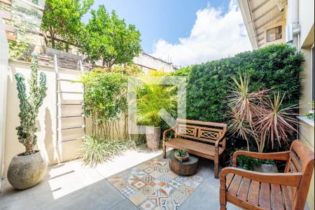 Casa de Condomínio à venda com 4 quartos, 259m² em Teresópolis, Porto Alegre