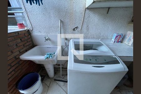 Área de Serviço de casa à venda com 4 quartos, 170m² em Jardim Alvorada (zona Oeste), São Paulo